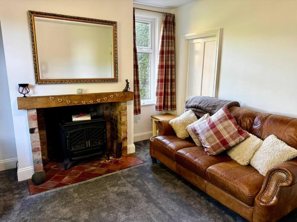 Luxury Isla Cottages, Bourne! Dog-Friendly, Countryside Views, Garden, Parking, 5Mins Pubs - Family Holiday Екстер'єр фото